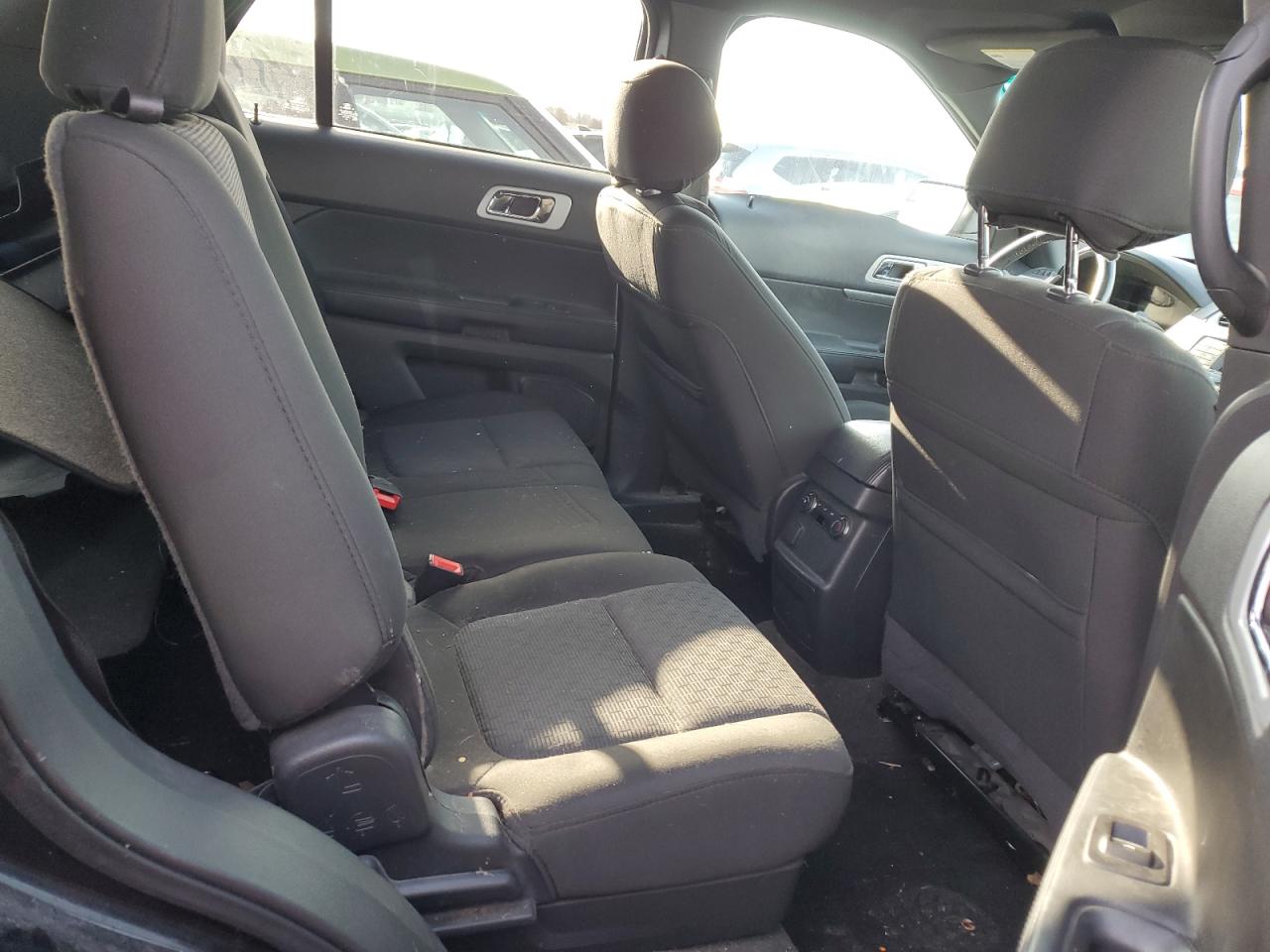 2014 Ford Explorer - Image 12