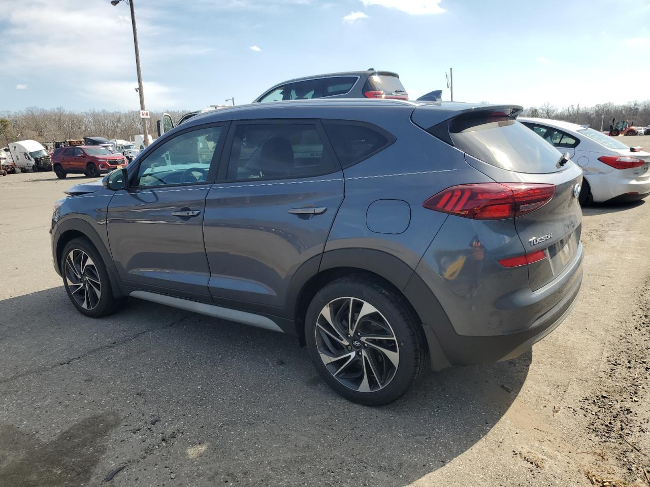2021 Hyundai Tucson - Image 2