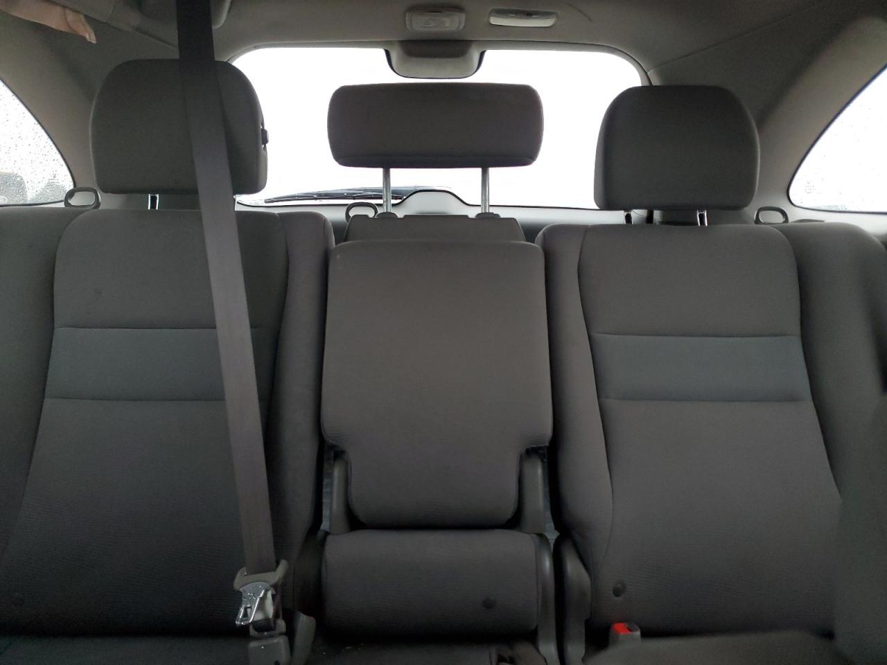 2011 Honda CR-V - Image 10