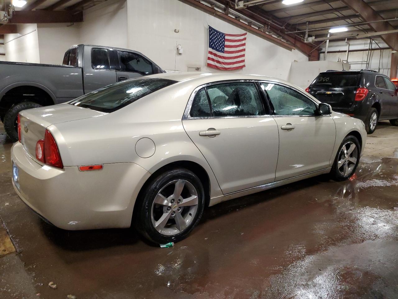 2011 Chevrolet Malibu - Image 3