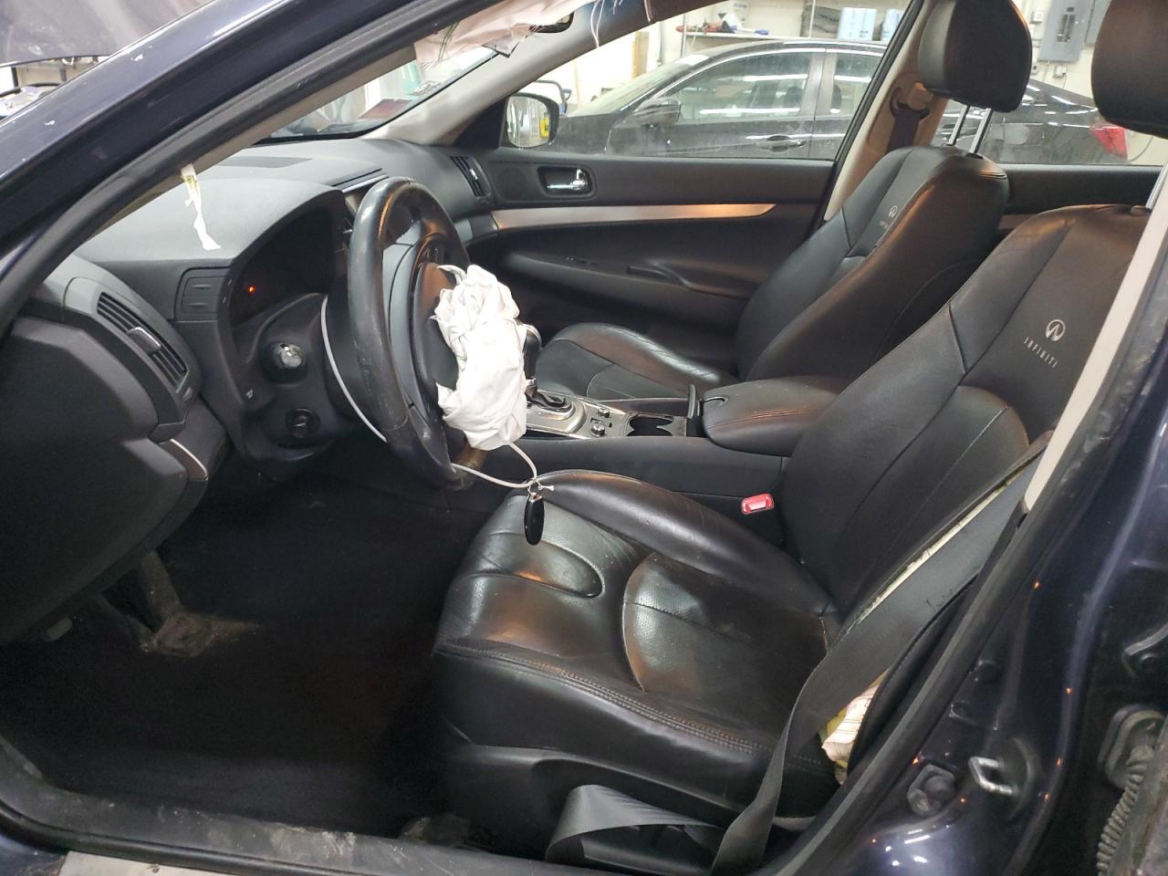 2013 Infiniti G - Image 7