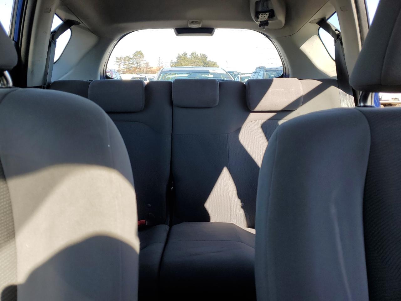 2010 Honda Fit - Image 10