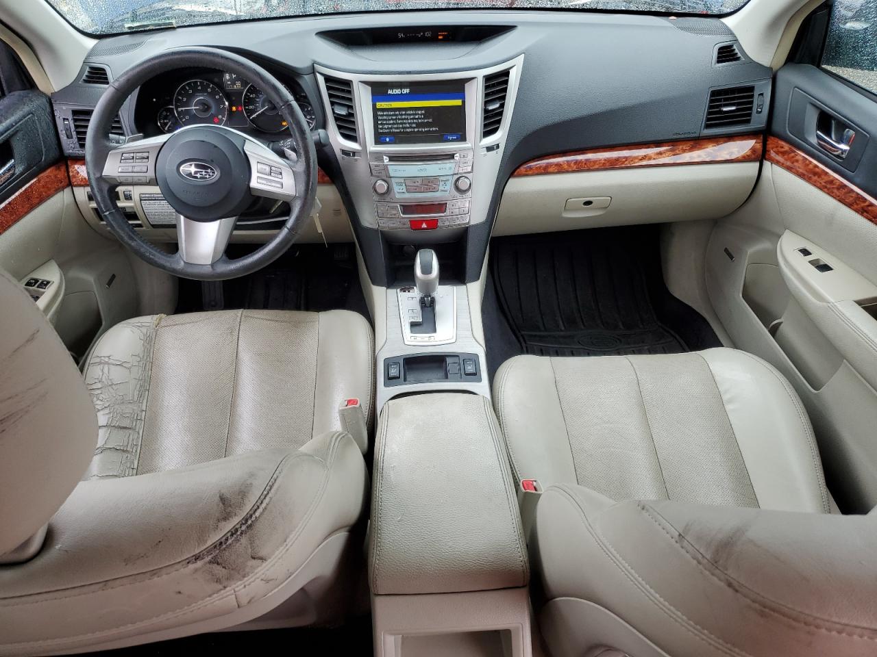 2010 Subaru Outback - Image 8