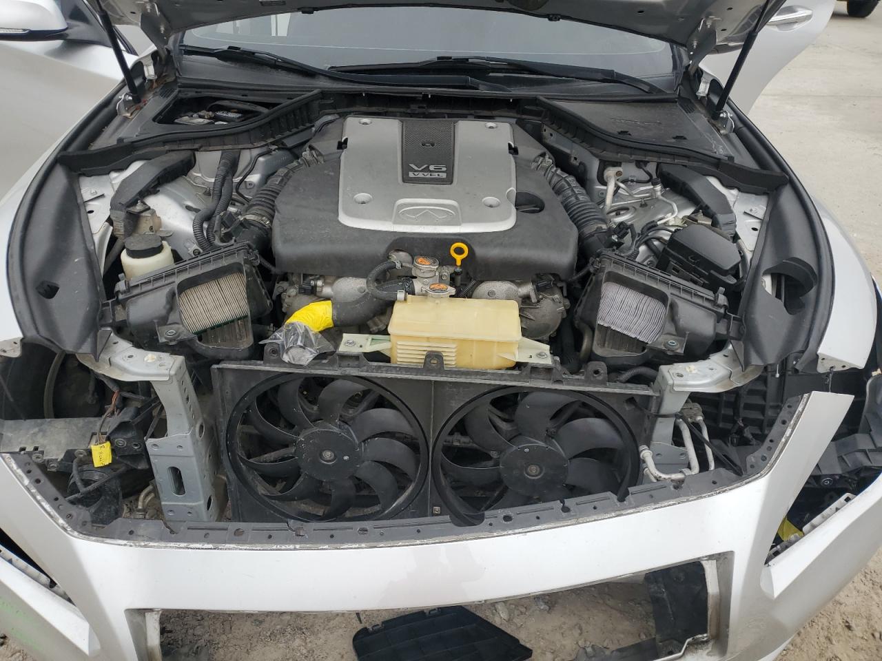 2014 Infiniti Q50 - Image 13