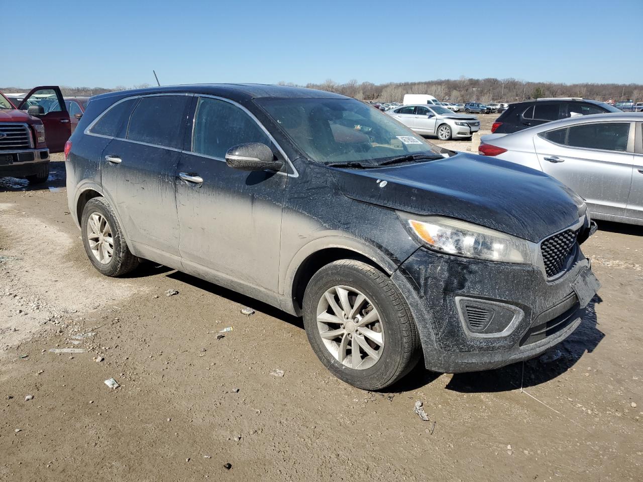 2016 Kia Sorento - Image 4