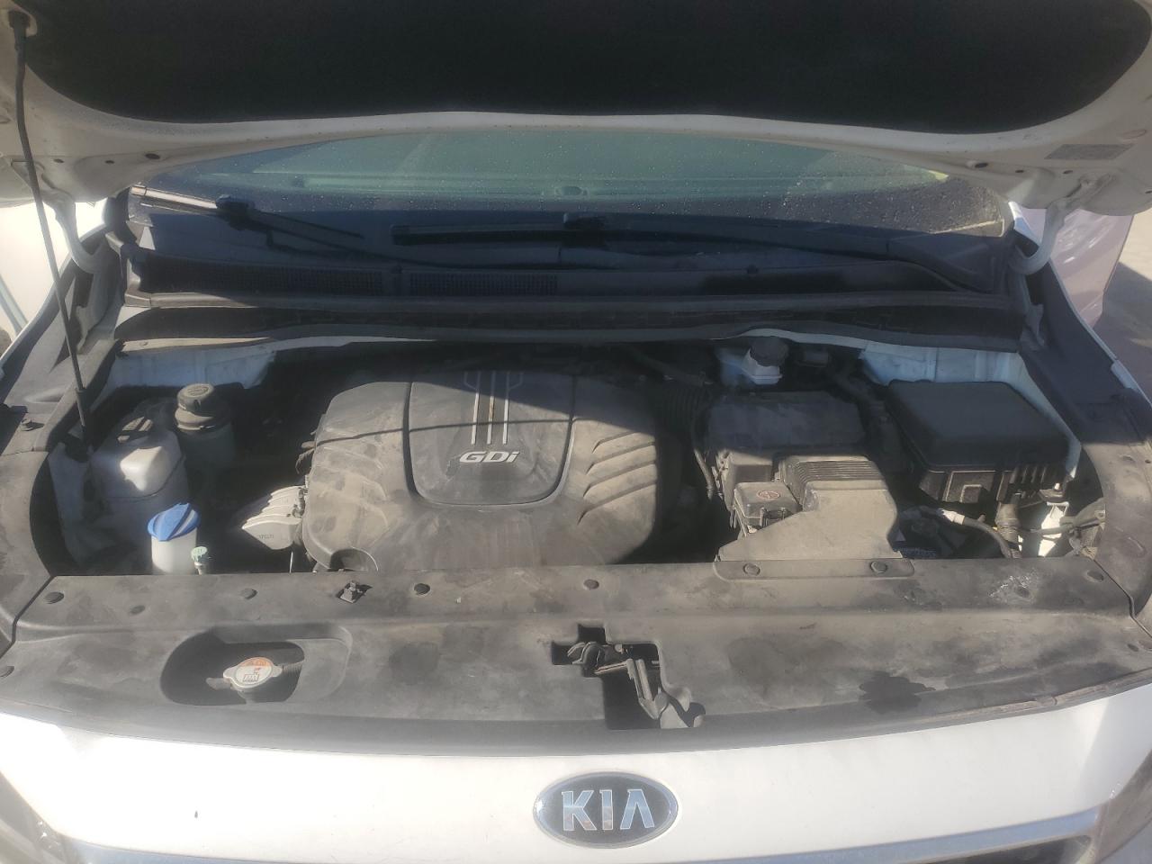 2017 Kia Sedona - Image 12