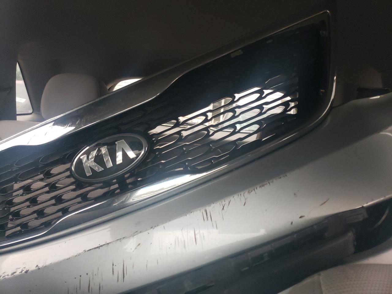 2014 Kia Sorento - Image 10