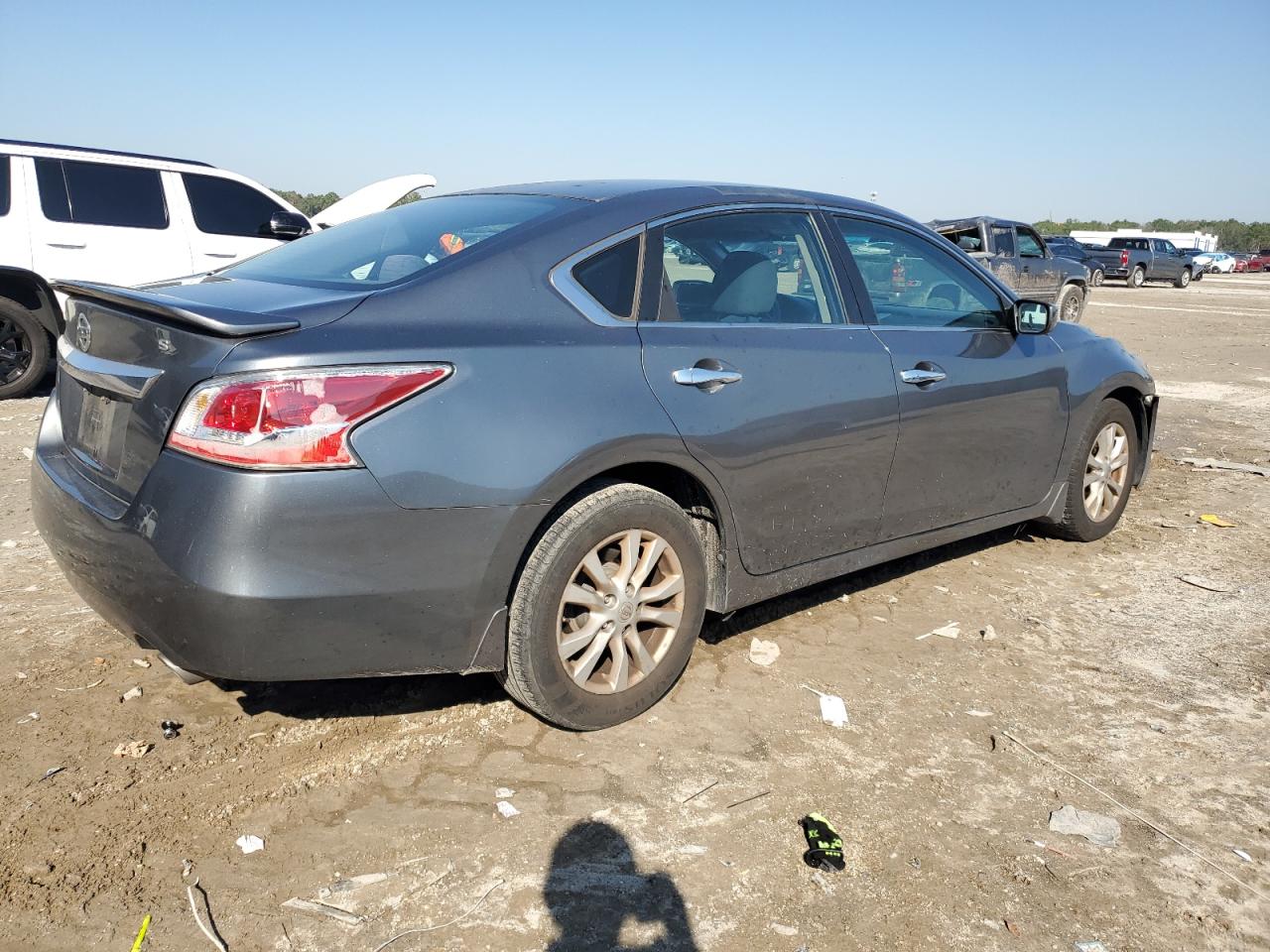 2015 Nissan Altima - Image 3