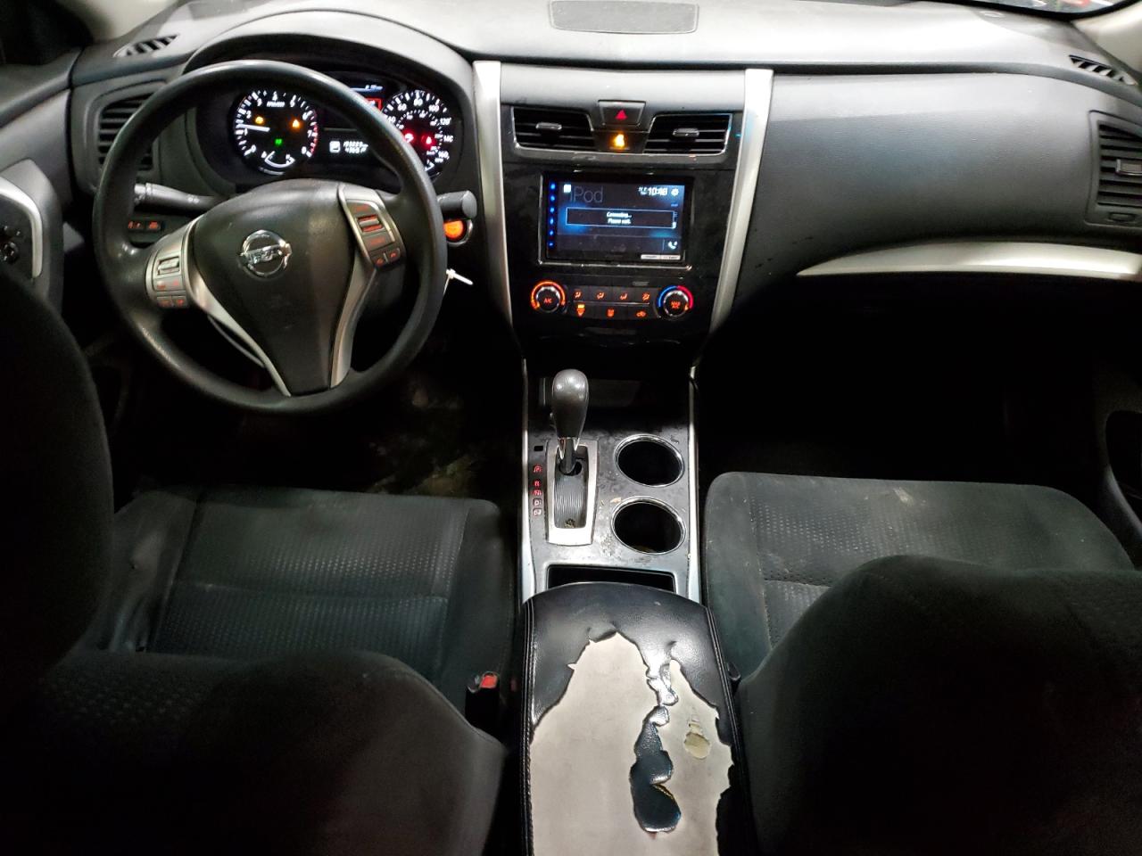 2015 Nissan Altima - Image 8