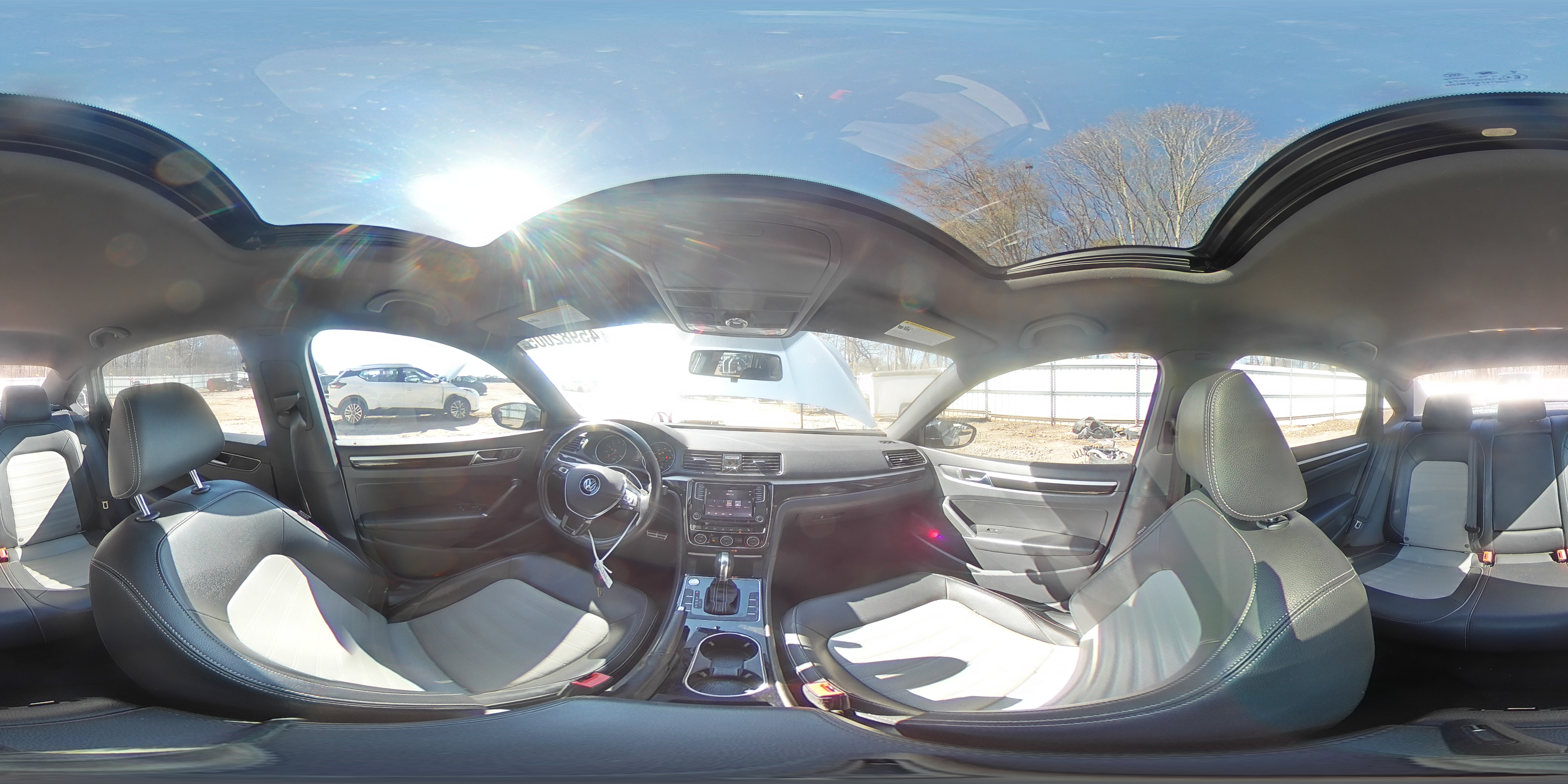 2018 Volkswagen Passat - Image 12