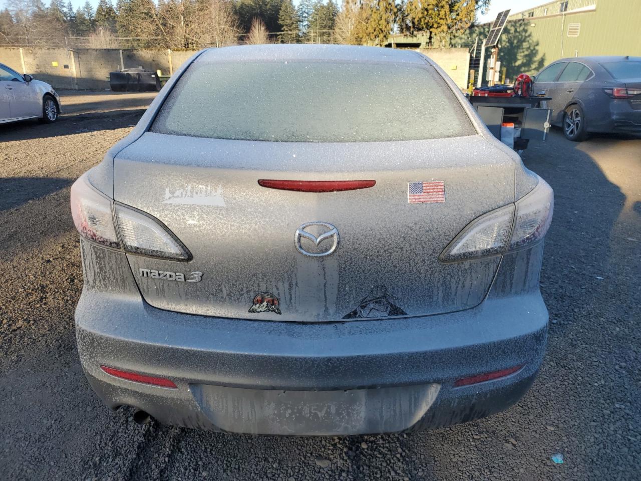 2013 Mazda 3 - Image 6