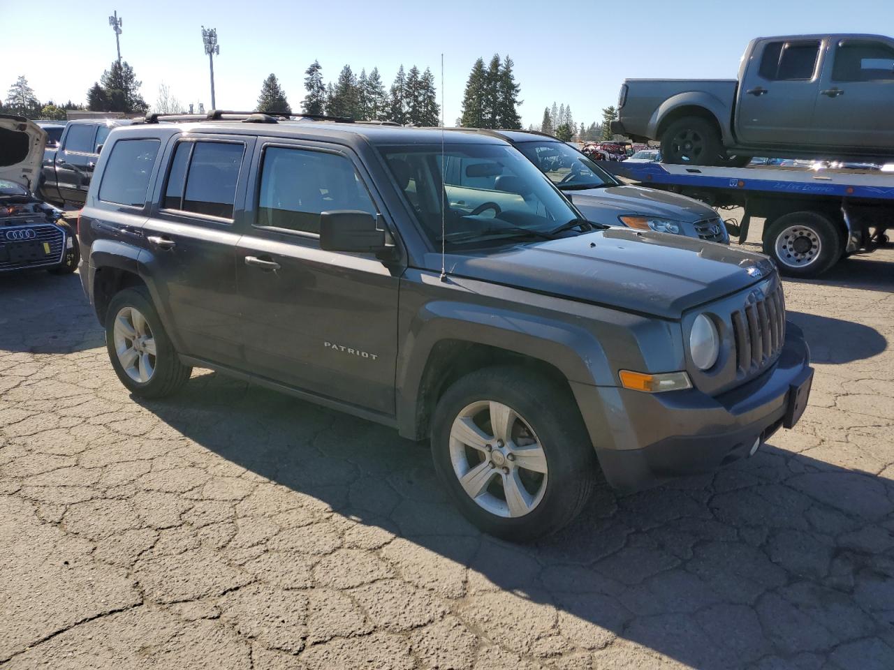 2014 Jeep Liberty (Patriot) - Image 4