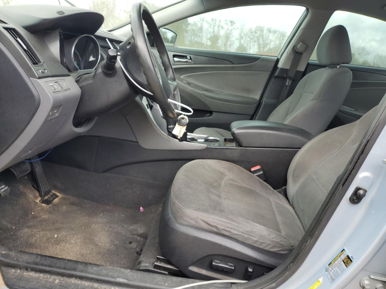 2013 Hyundai Sonata - Image 7