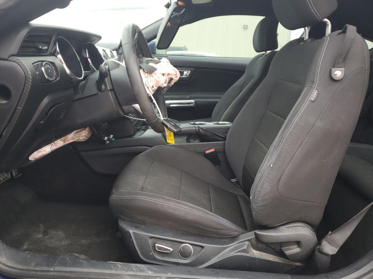 2015 Ford Mustang - Image 7