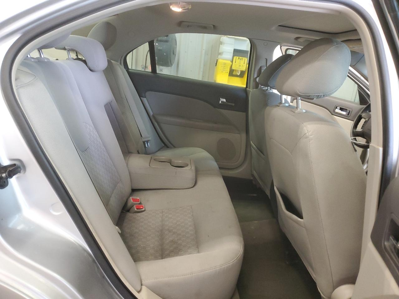 2012 Ford Fusion - Image 10