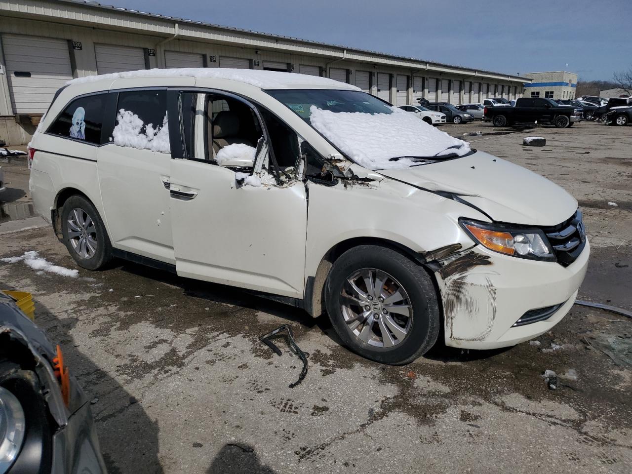 2016 Honda Odyssey - Image 4