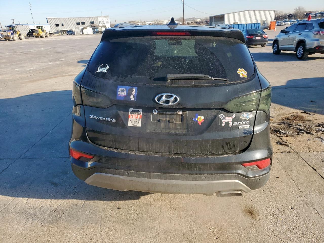 2017 Hyundai Santa Fe - Image 6