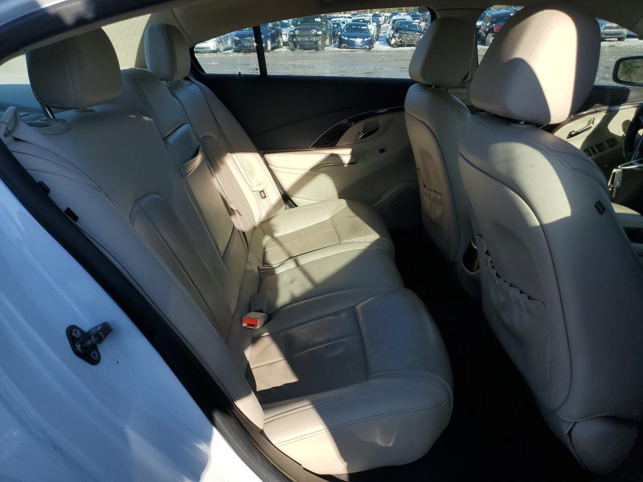 2015 Buick LaCrosse - Image 10