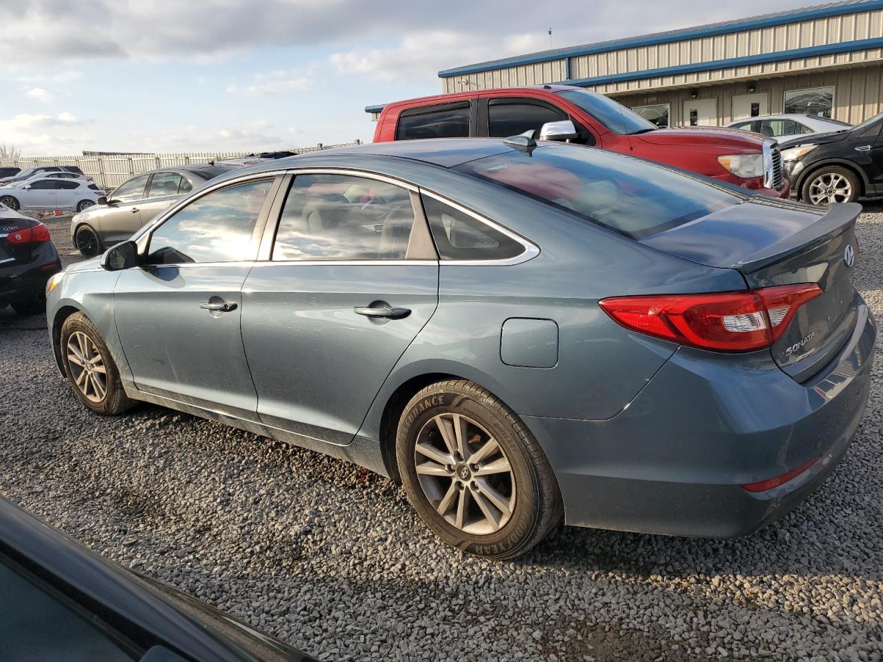 2016 Hyundai Sonata - Image 2