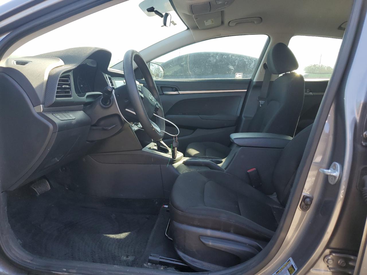2019 Hyundai Elantra - Image 7