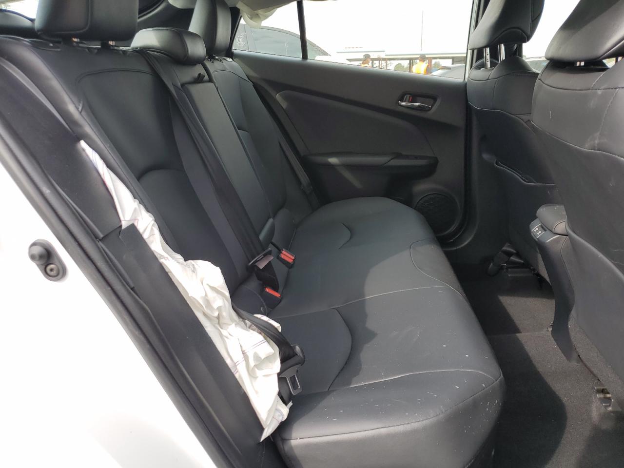 2022 Toyota Prius - Image 10