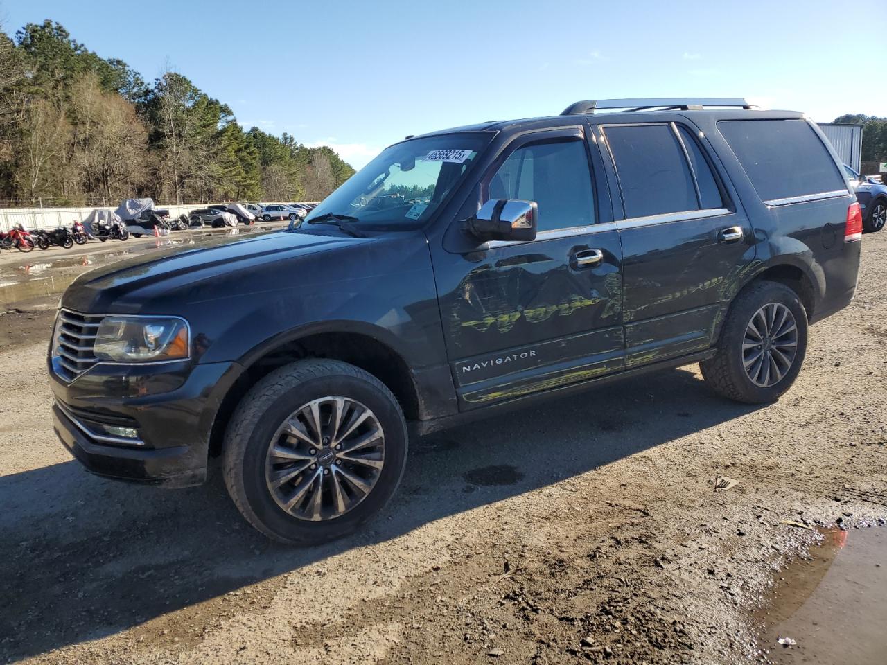 2015 Lincoln Navigator - Image 1