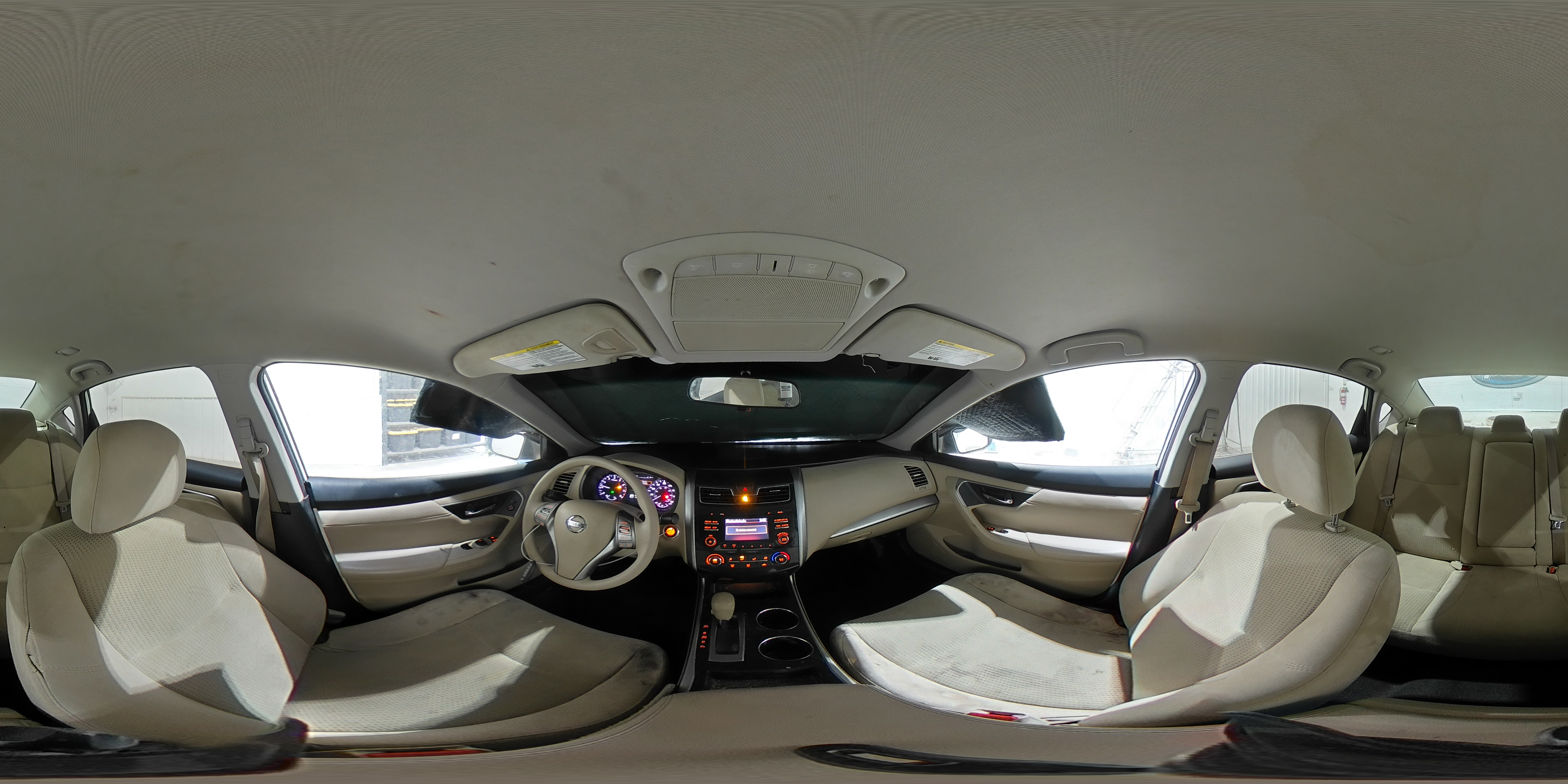 2015 Nissan Altima - Image 12