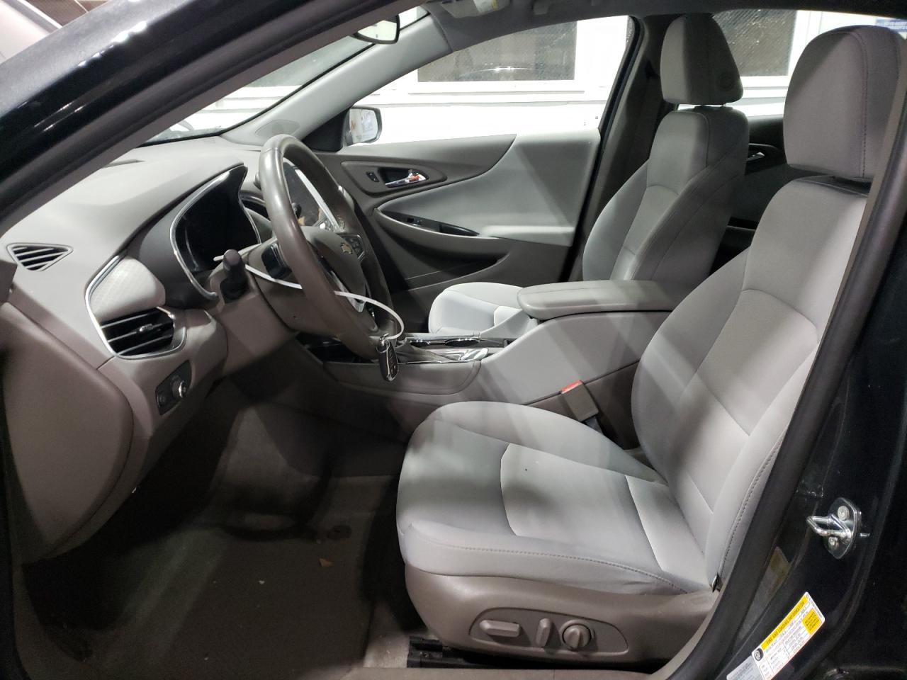 2016 Chevrolet Malibu - Image 7
