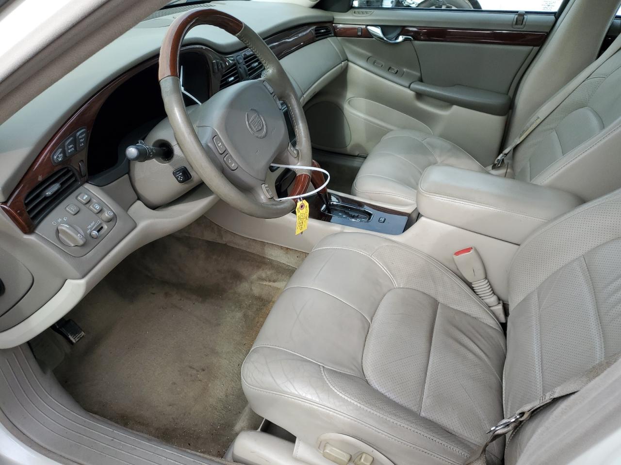 2003 Cadillac De Ville - Image 7