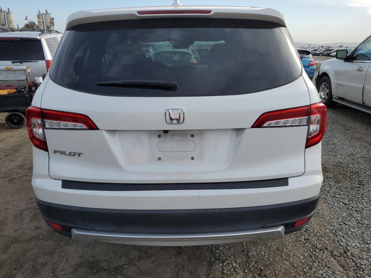 2020 Honda Pilot - Image 6