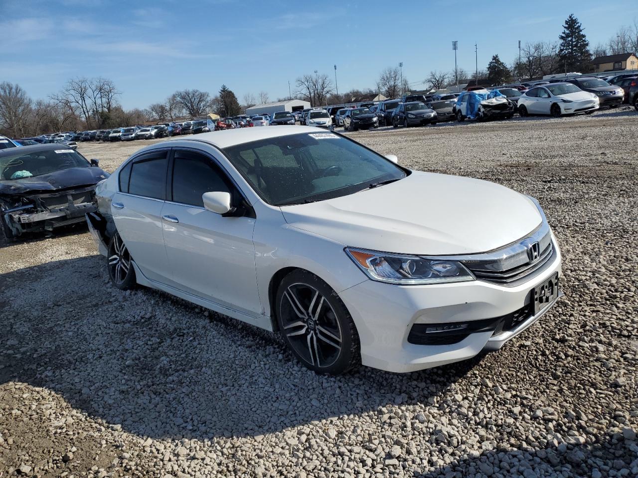 2016 Honda Accord - Image 4