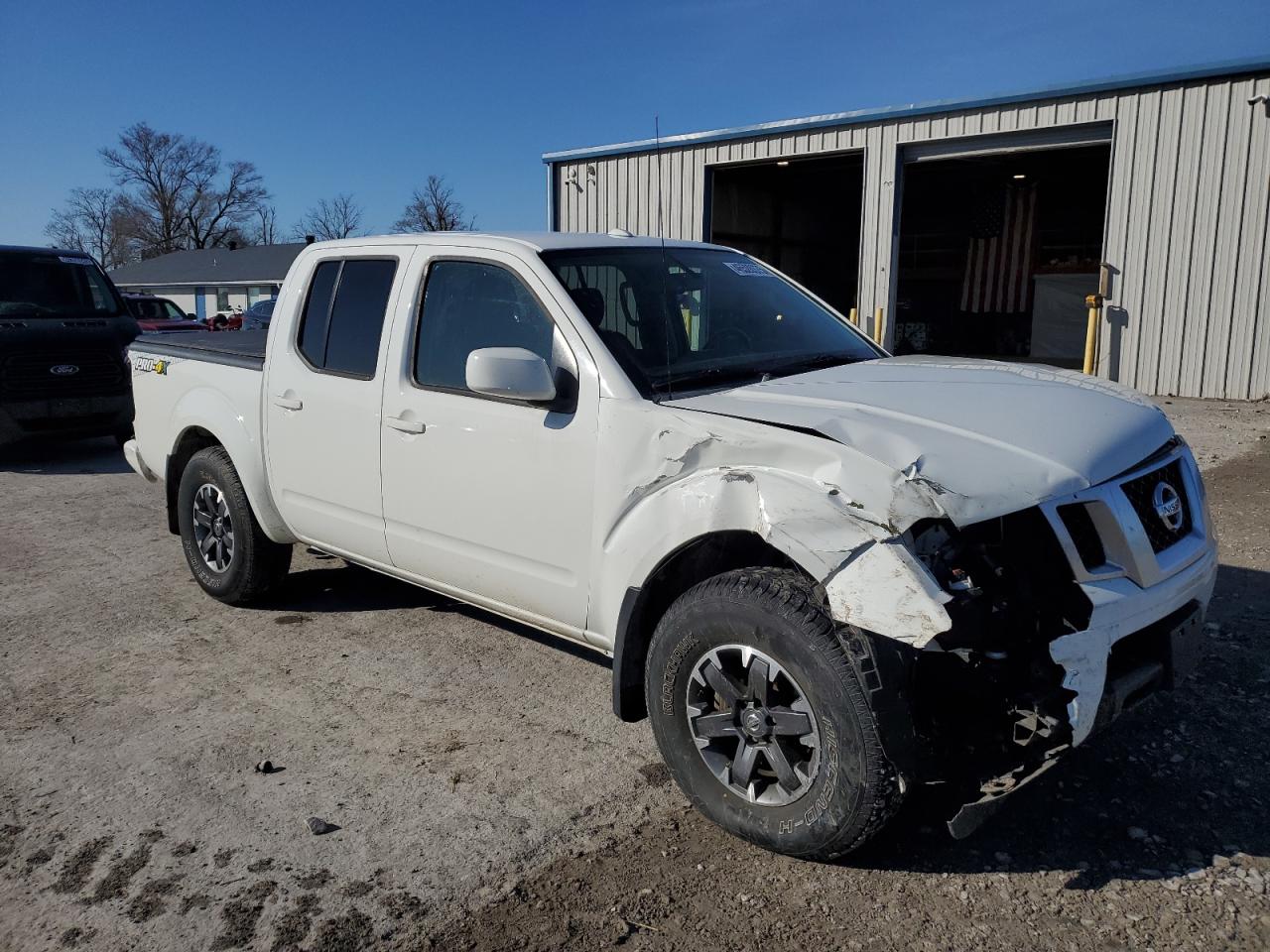 2017 Nissan Navara (Frontier) - Image 4