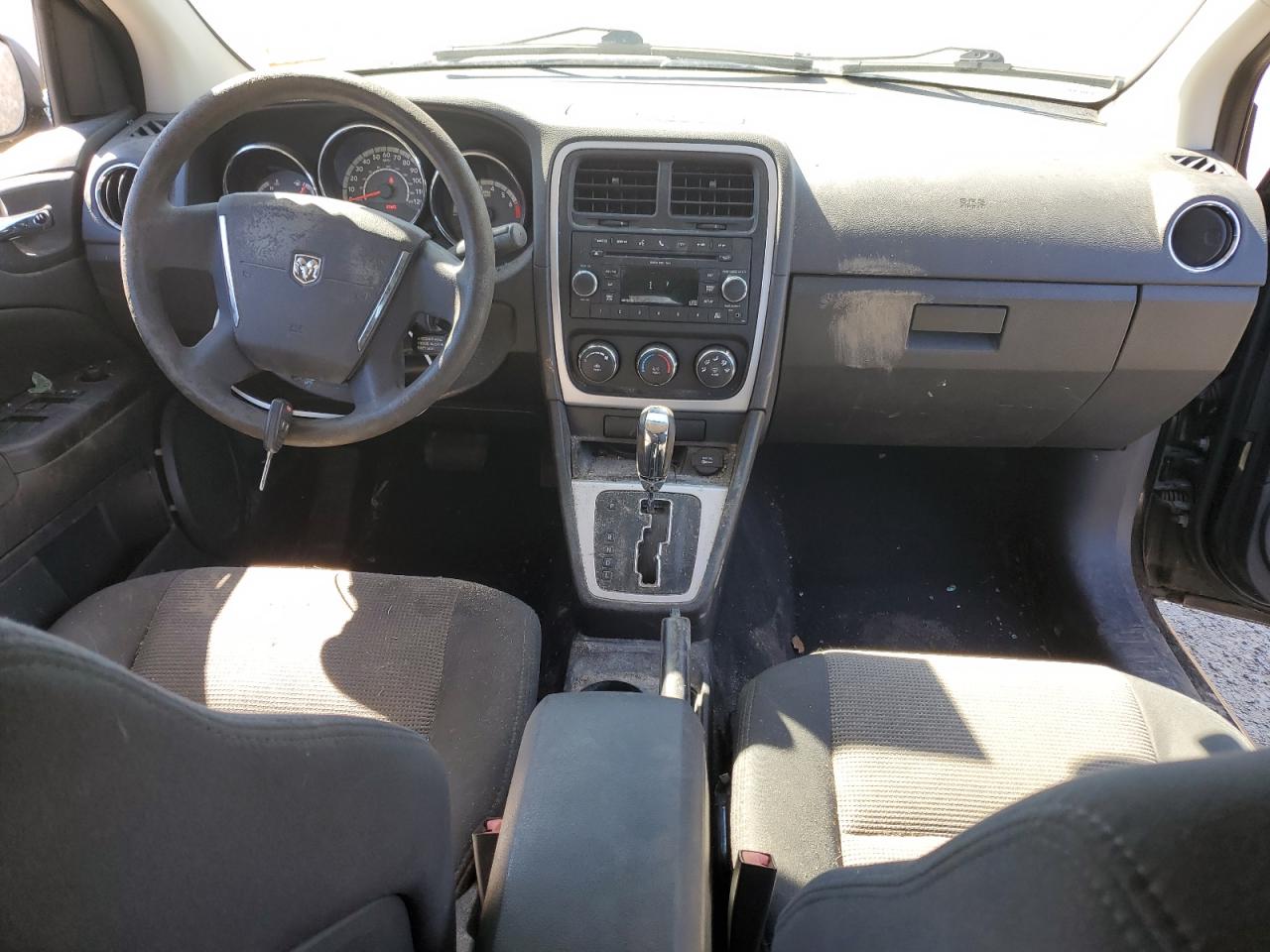 2010 Dodge Caliber - Image 8