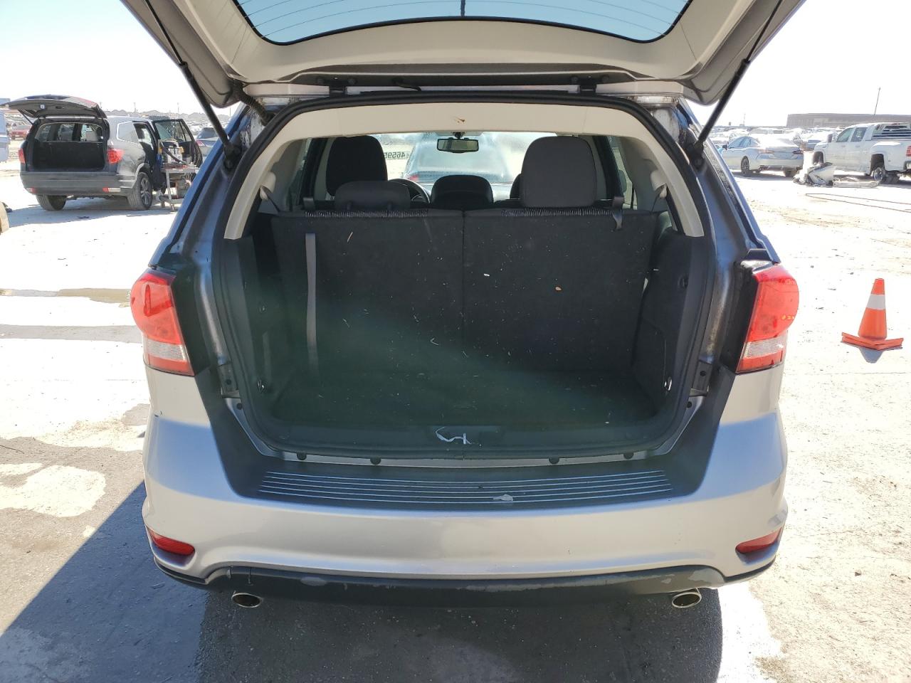 2015 Dodge Journey - Image 6