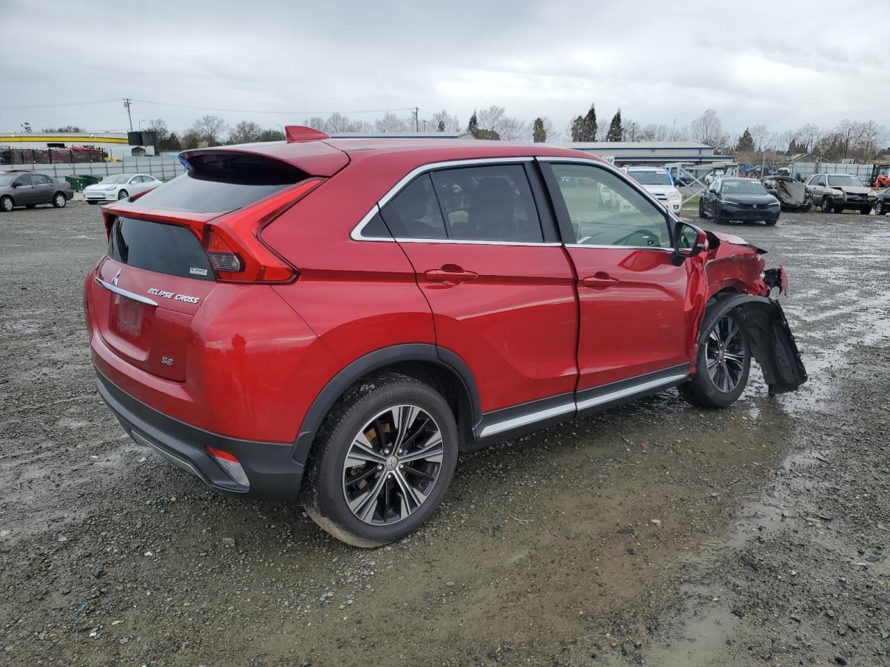 2018 Mitsubishi Eclipse - Image 3