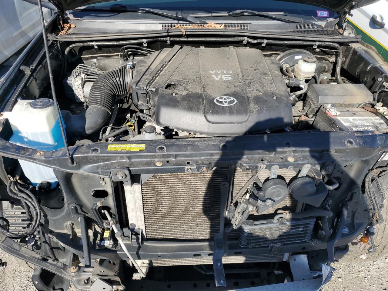 2010 Toyota Tacoma - Image 11