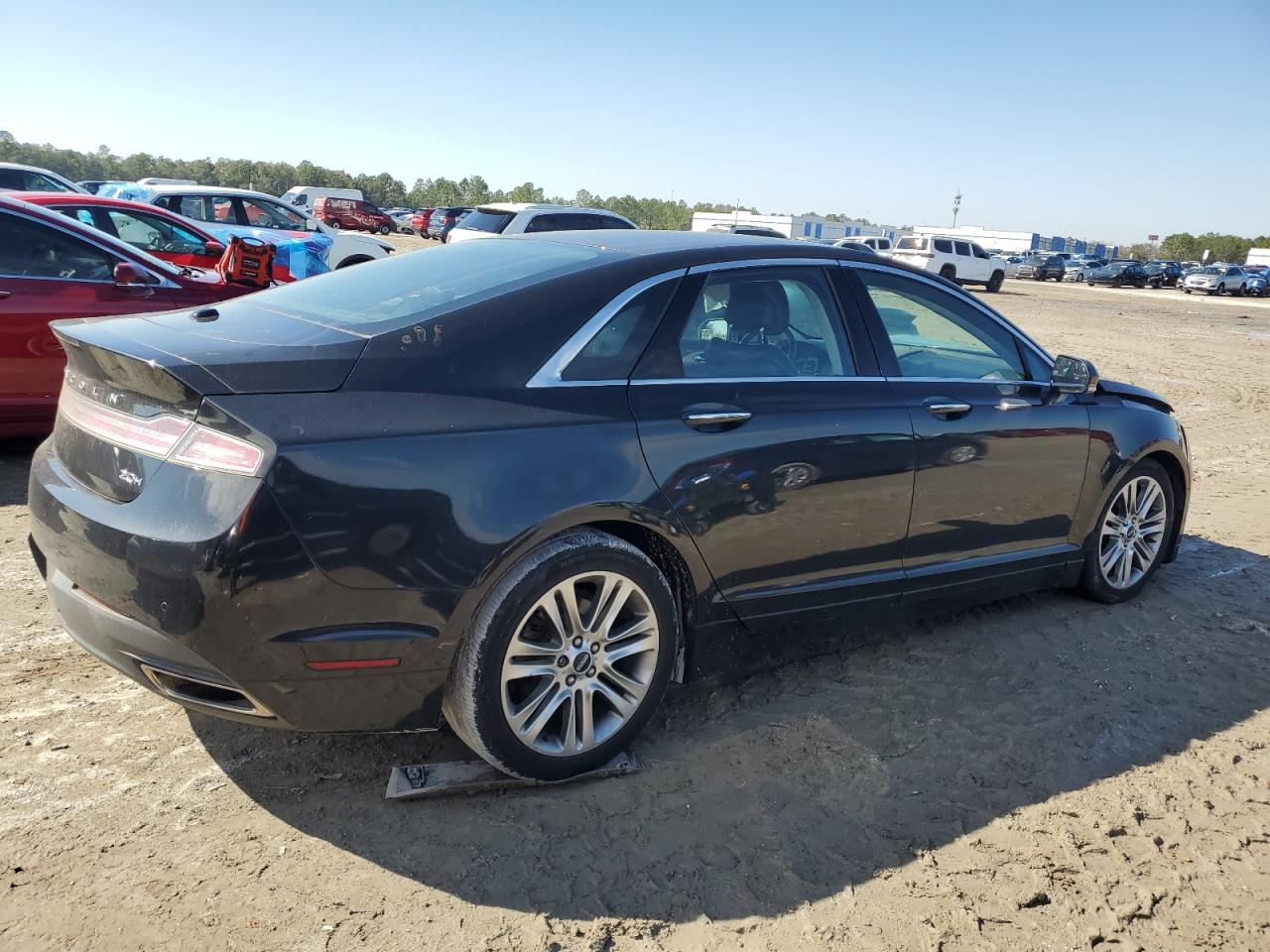 2015 Lincoln MKZ - Image 3
