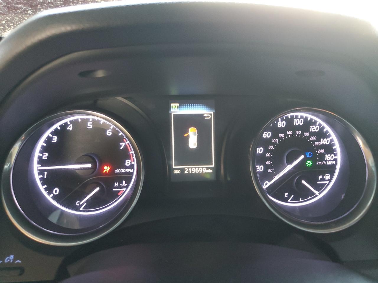 2019 Toyota Camry - Image 9