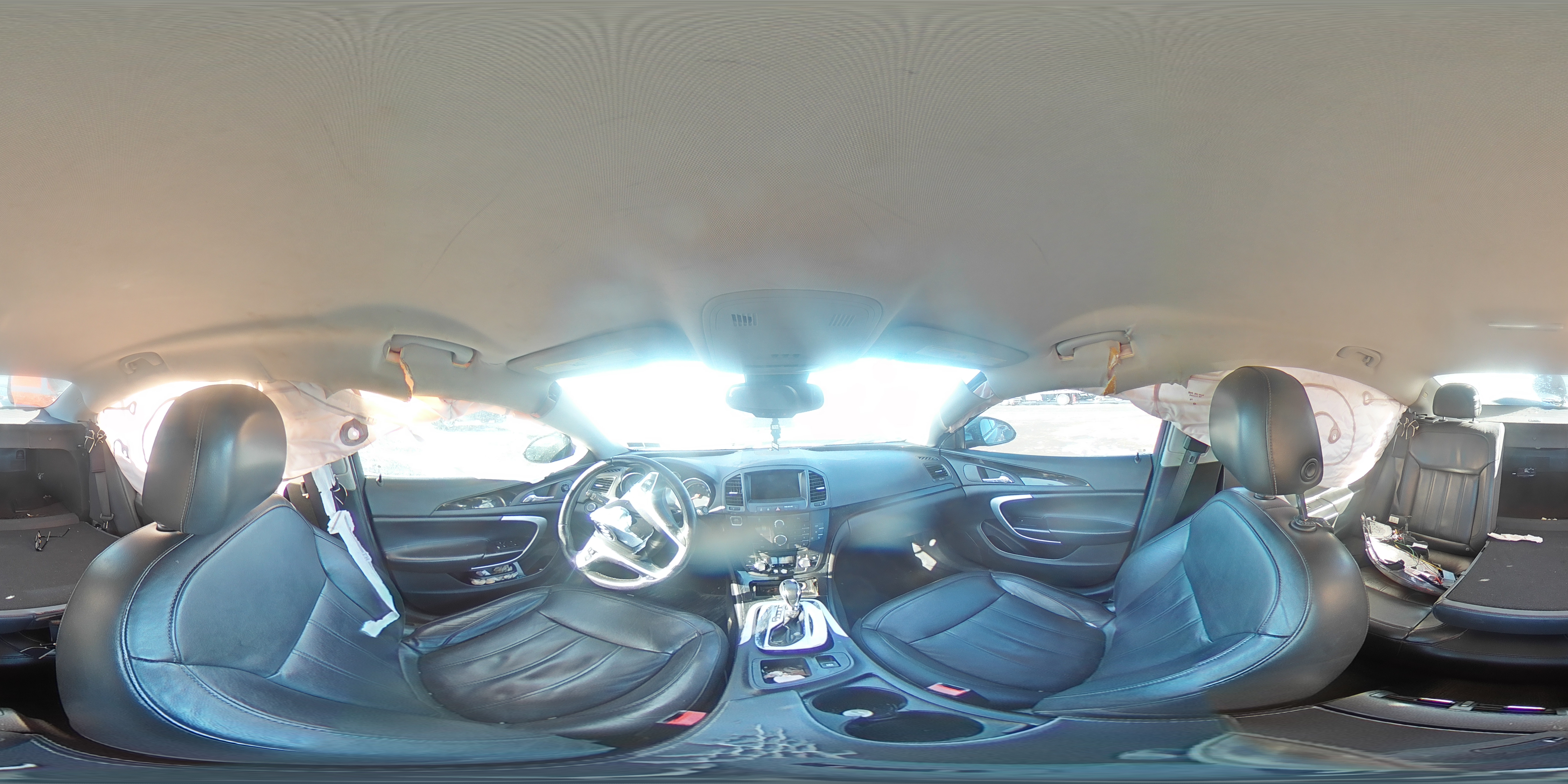 2012 Buick Regal - Image 12