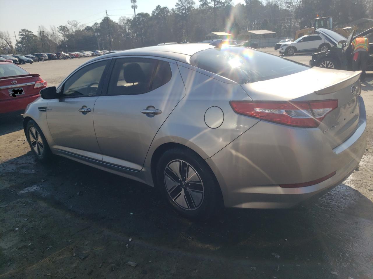 2013 Kia Optima - Image 2