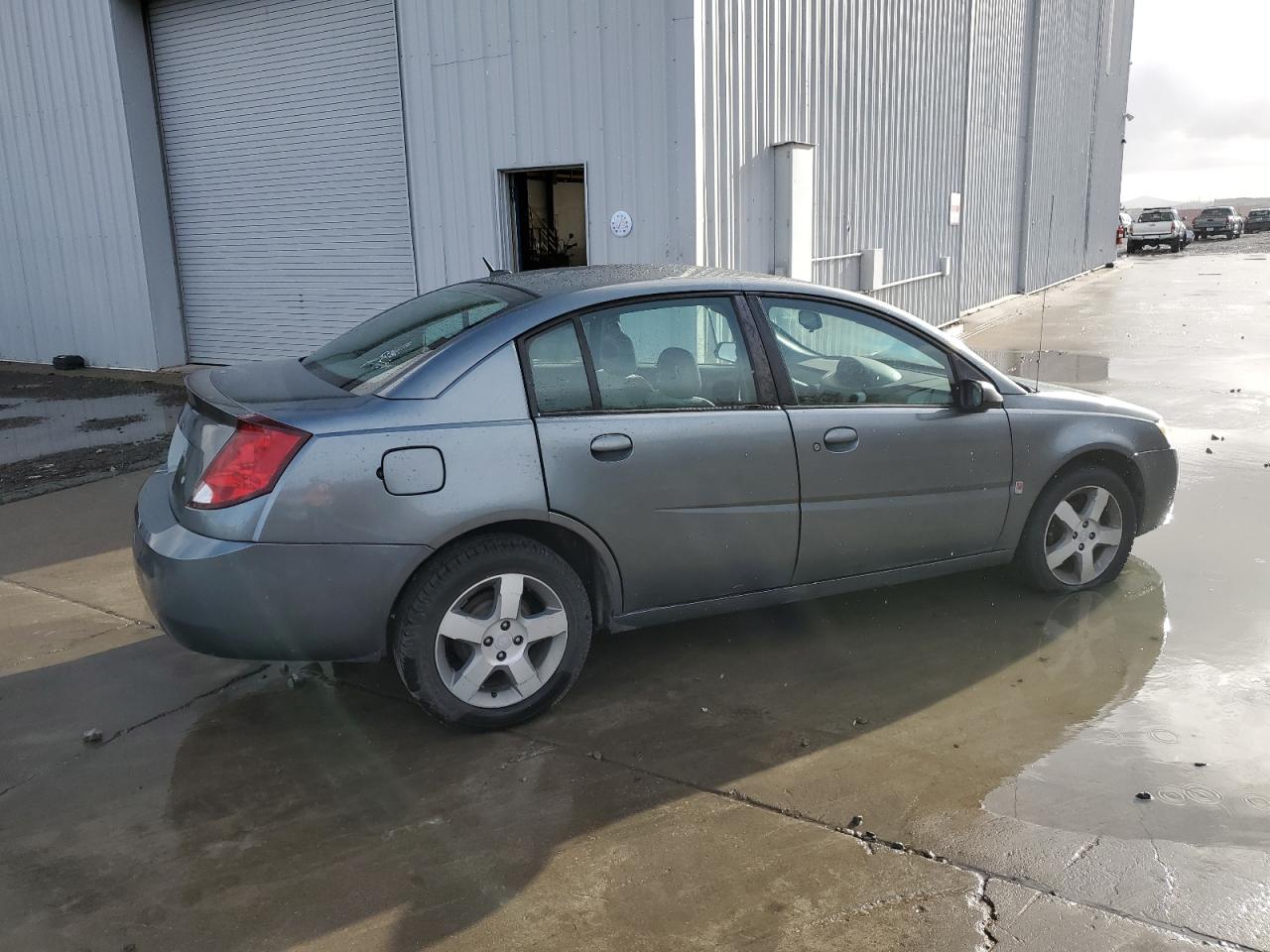 2006 Saturn ION - Image 3