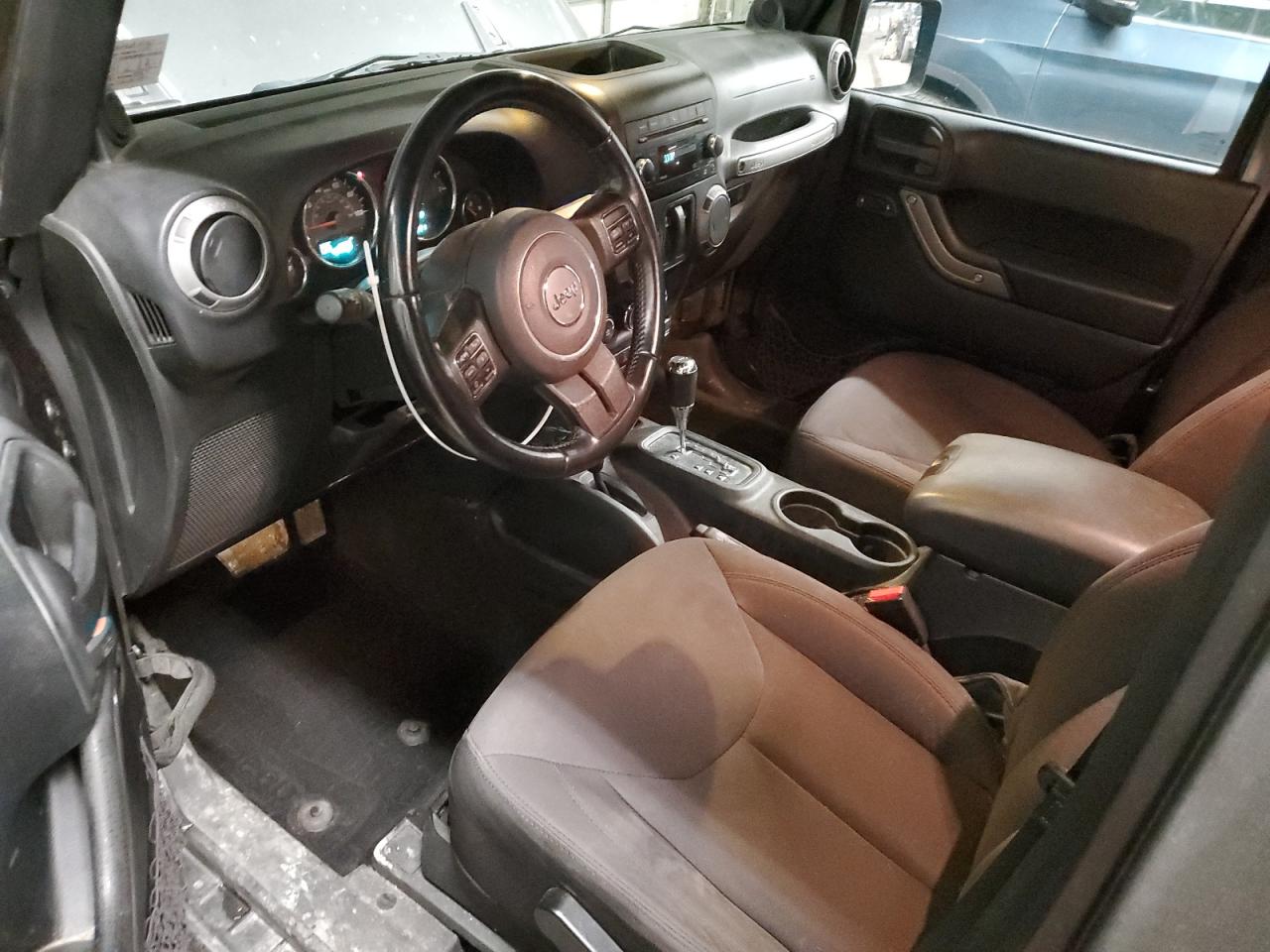 2014 Jeep Wrangler - Image 8