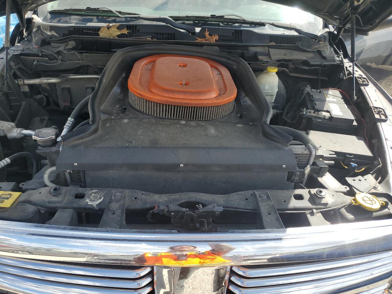 2015 RAM 1500 - Image 11