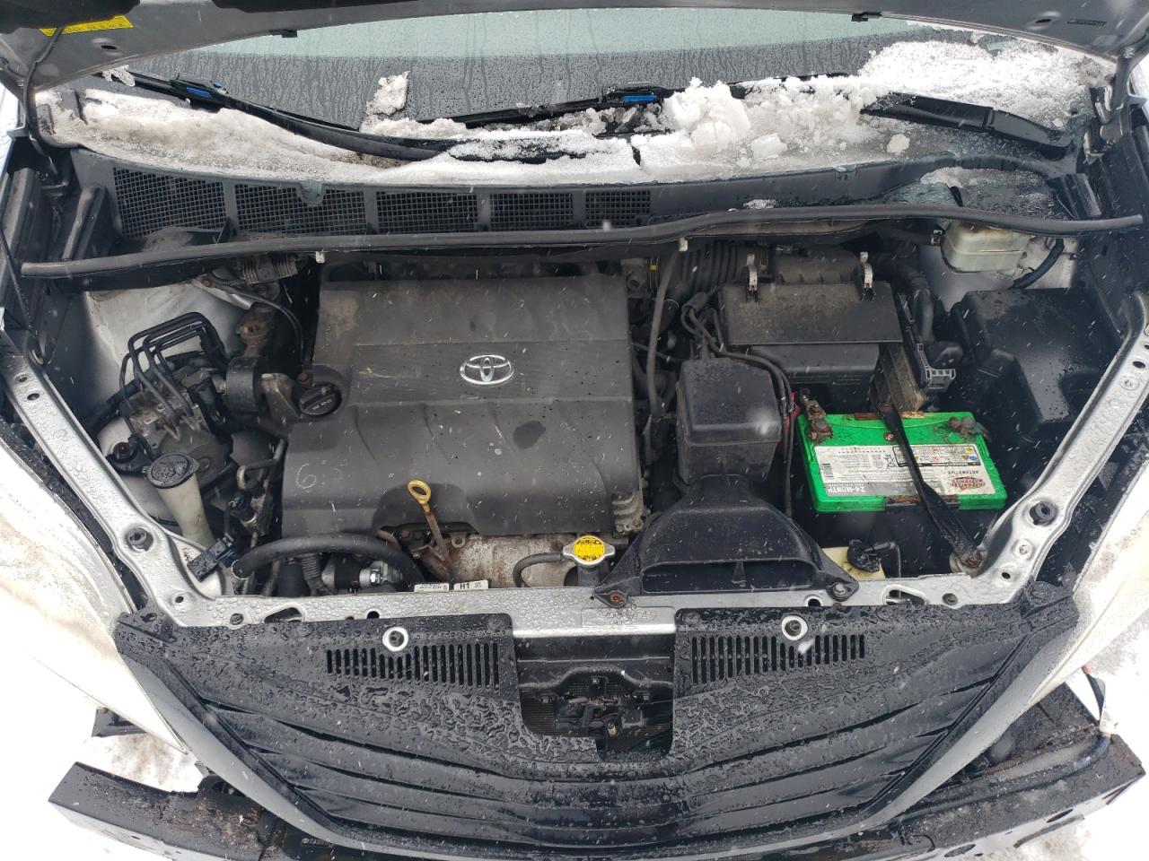 2015 Toyota Sienna - Image 12