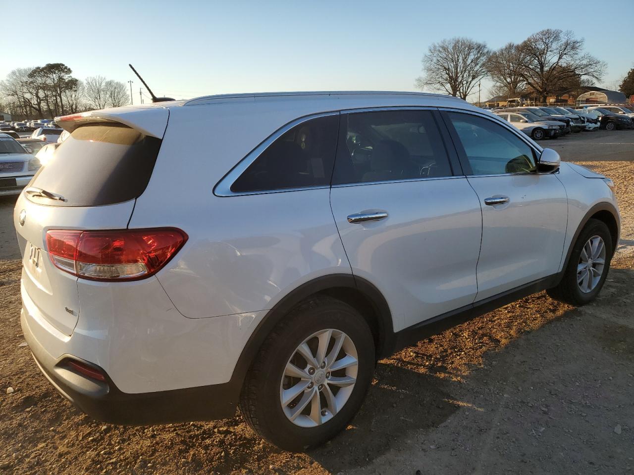 2018 Kia Sorento - Image 3