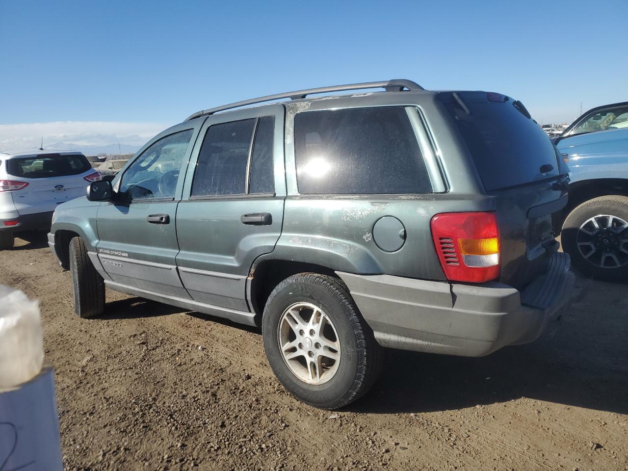 2002 Jeep Grand Cherokee - Image 2