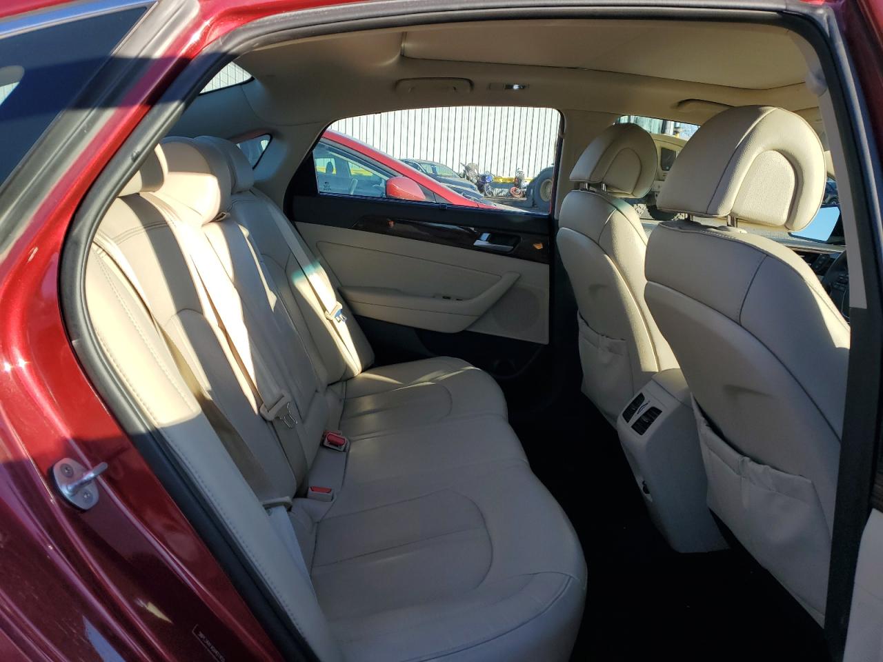 2016 Hyundai Sonata - Image 10