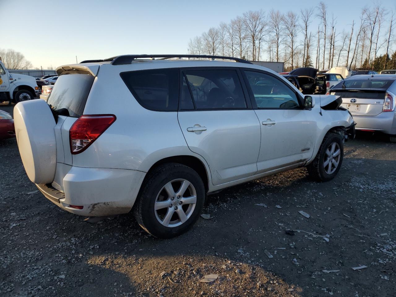 2007 Toyota RAV 4 - Image 3