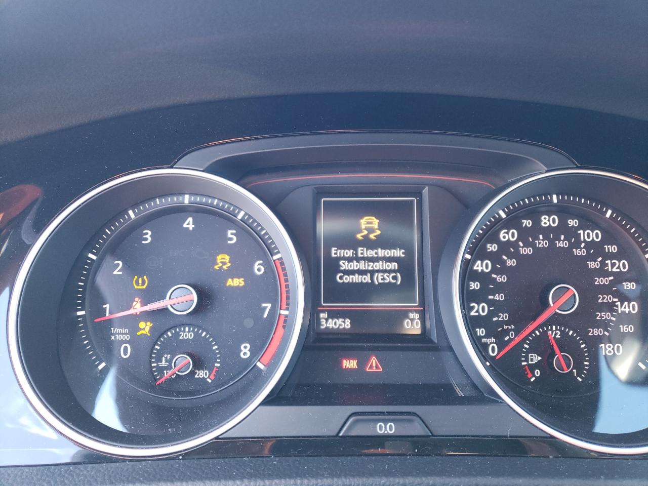 2018 Volkswagen GTI - Image 9