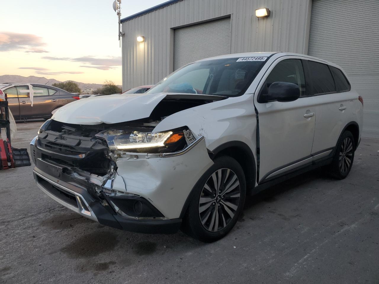 2019 Mitsubishi Outlander - Image 1